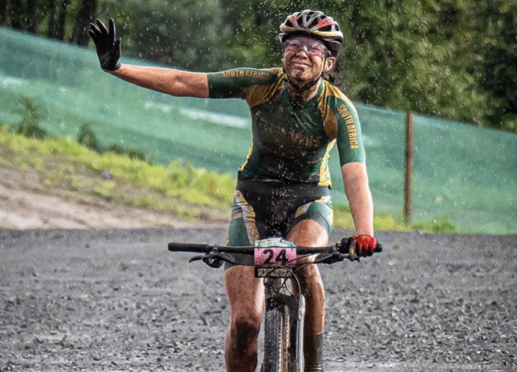 Candice Lill winning silver at the 2023 XCM Champs